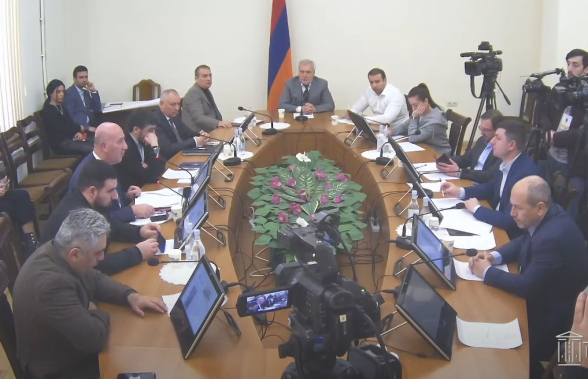 ՀՀ ԱԺ պաշտպանության և անվտանգության հարցերի մշտական հանձնաժողովի նիստը․ ուղիղ